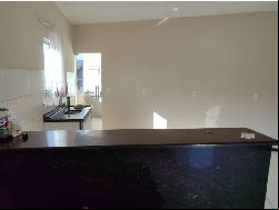 Livramento: Vende-se imóvel residencial de 1º andar na Praça Bom Jesus do Taquari