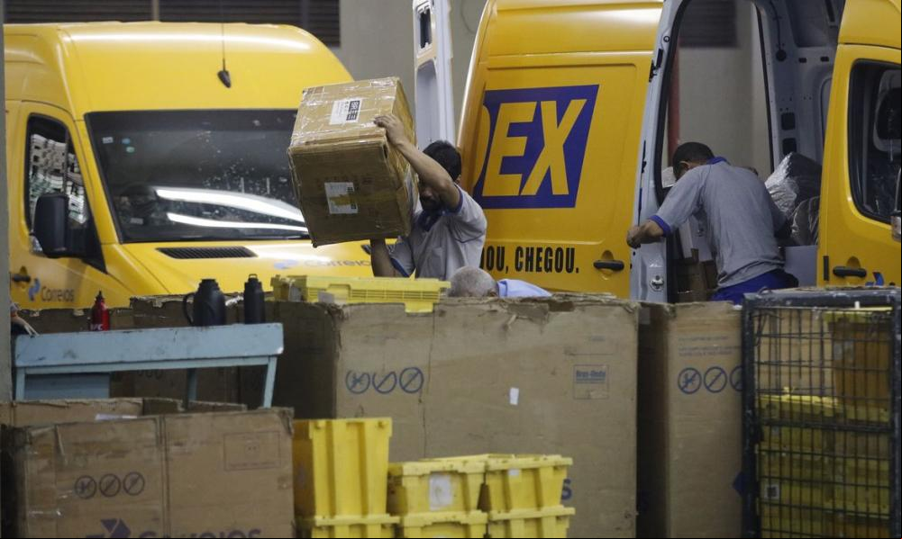 Correios exigem F ou CNPJ de remetentes de encomendas nacionais