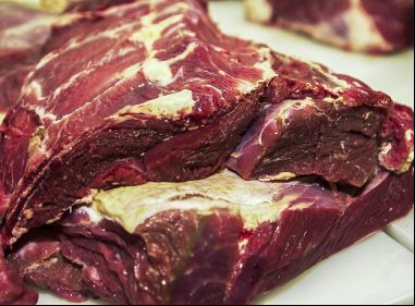 Para conter inflação, governo zera imposto de importação de alimentos