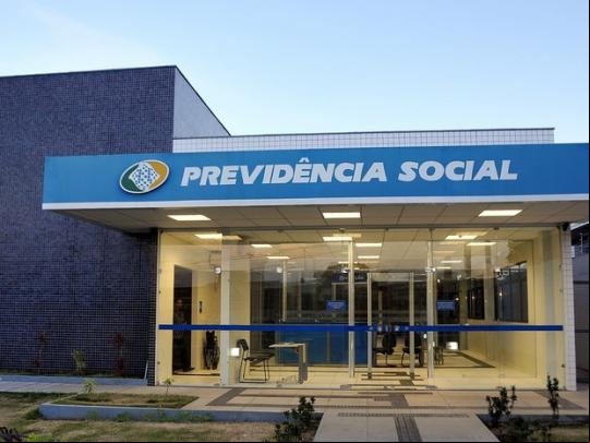 INSS vai manter auxílios-doença de quase 300 mil segurados