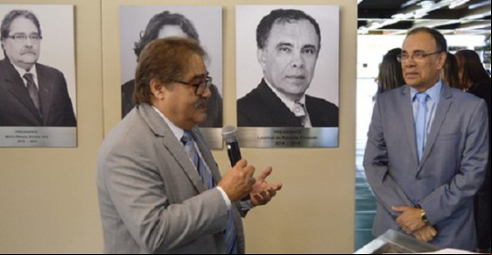 Em solenidade de descerramento de retrato, desembargador Lourival Trindade é homenageado pelo presidente