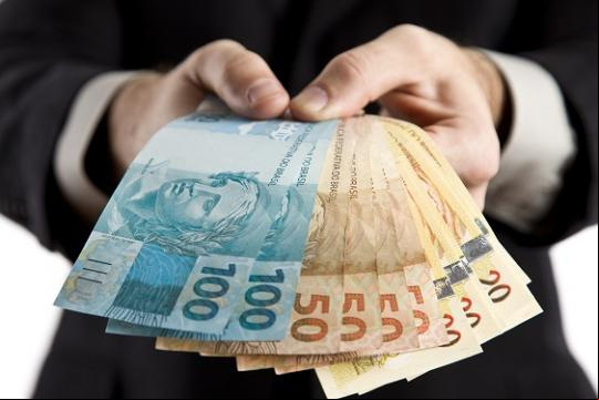 TEMER REAJUSTA O SALÁRIO MÍNIMO PARA R$ 937,00 EM 2017